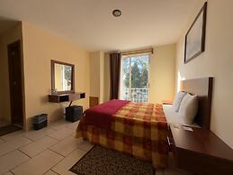 Hotel Cipres