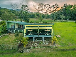 Junglo Resort and Spa