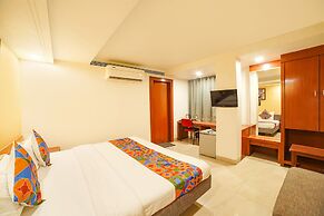 Fabhotel Pleasure Inn