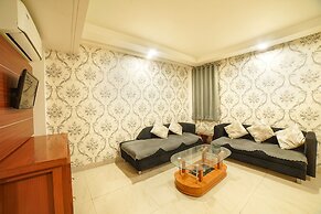 Fabhotel Pleasure Inn
