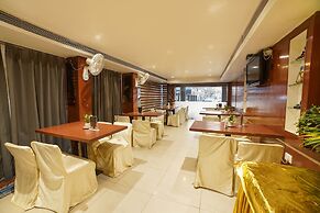 Fabhotel Pleasure Inn