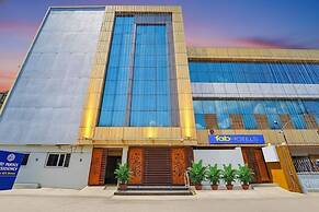 Fabhotel Mani’S Residency