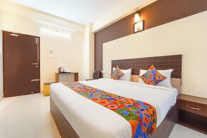 Fabhotel Mani’S Residency