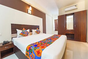 Fabhotel Mani’S Residency
