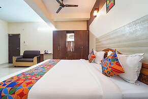 Fabhotel Mani’S Residency