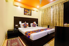 FabHotel Manoshanti - Nr. Big Daddy Casino