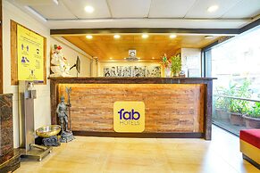 FabHotel Manoshanti - Nr. Big Daddy Casino