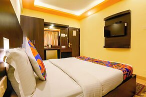 FabHotel Manoshanti - Nr. Big Daddy Casino
