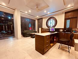 Fabhotel Majestic Heights