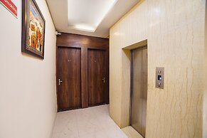 Fabhotel New Mohit Regency