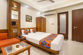 Fabhotel New Mohit Regency