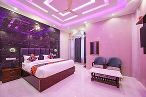 Fabhotel Paradise