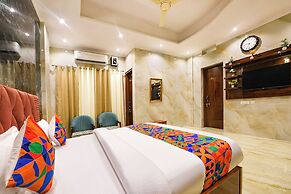 Fabhotel Paradise