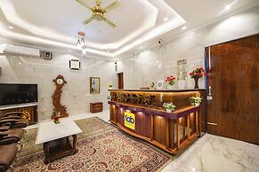 Fabhotel Paradise