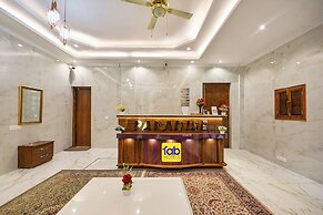 Fabhotel Paradise