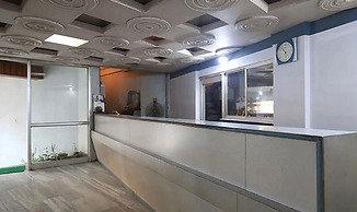 Fabhotel Devpriya