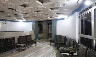 Fabhotel Devpriya