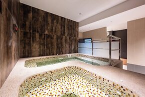 Royal Platinum Condo by Soben Homes