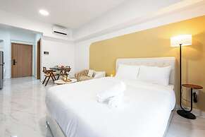 Royal Platinum Condo by Soben Homes