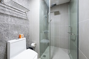 Royal Platinum Condo by Soben Homes