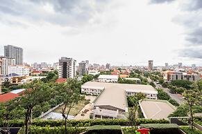 Royal Platinum Condo by Soben Homes