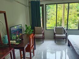 Dok Champa Hotel