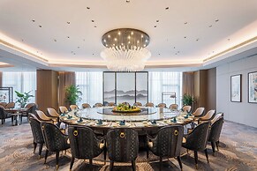 Grand Honor Hotel