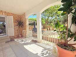 Appartamento Olive Garden Ac Wifi Hvar