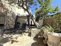 Appartamento Olive Garden Ac Wifi Hvar