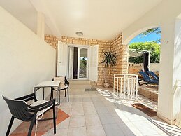 Appartamento Olive Garden Ac Wifi Hvar