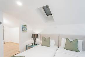 Borsieri Como Apartments with Parking by Rent all Como