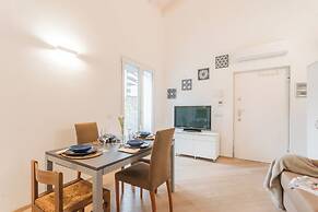 Borsieri Como Apartments with Parking by Rent all Como