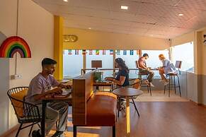 The Hosteller Mussoorie, Mall Road