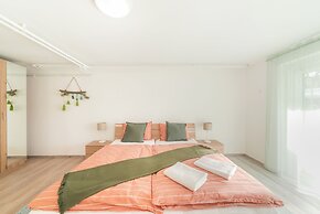 Bah Apartment
