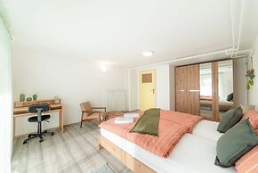 Bah Apartment
