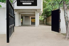 Super Townhouse Koregaon Park