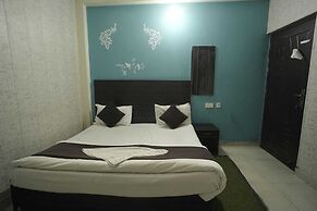 Hotel Ananta Inn