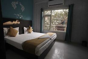 Hotel Ananta Inn