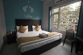 Hotel Ananta Inn