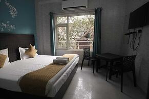 Hotel Ananta Inn