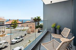 Central Secure Modern Studio w Views Bantry Pad
