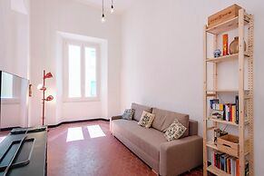 Excellent 2-bed flat in Genoa's Old Town