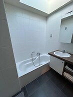 Huswell - Spacious 3-bedroom Duplex Apartment
