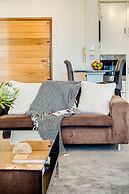 Camps Bay Beachside 2bed w Sea View Cloud 9