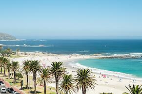 Camps Bay Beachside 2bed w Sea View Cloud 9
