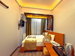 Brick House Hotel