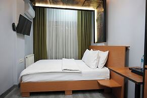 Brick House Hotel
