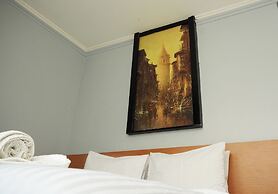 Brick House Hotel