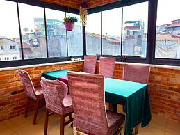 Brick House Hotel