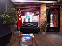 Brick House Hotel